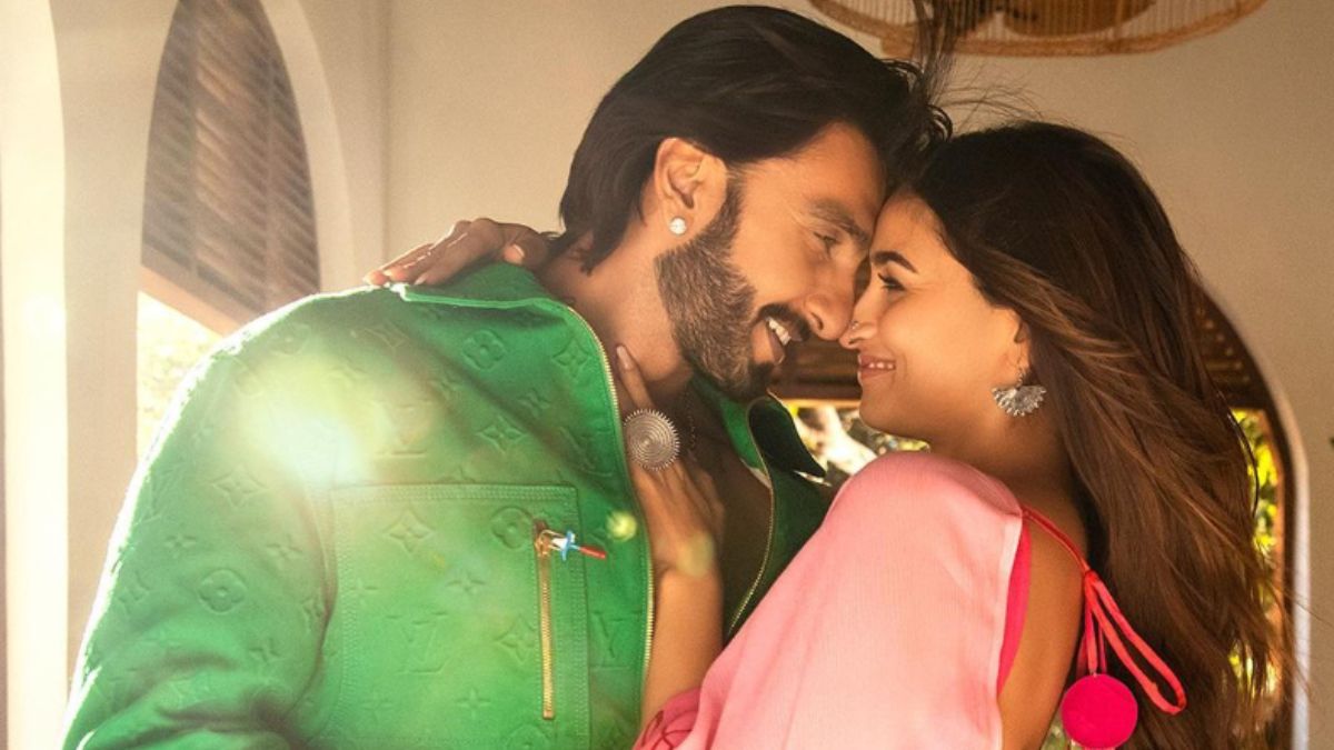 rocky-aur-rani-kii-prem-kahaan-box-office-report-day-10-ranveer-singh-alia-bhatt-film-is-a-sleeper-hit-crosses-rs-100-crore-mark-in-india